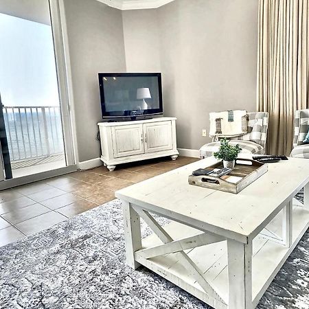 Happy Ours 2200 Sq Ft Corner Beachfront Sleeps 12 Panama City Beach Exteriör bild
