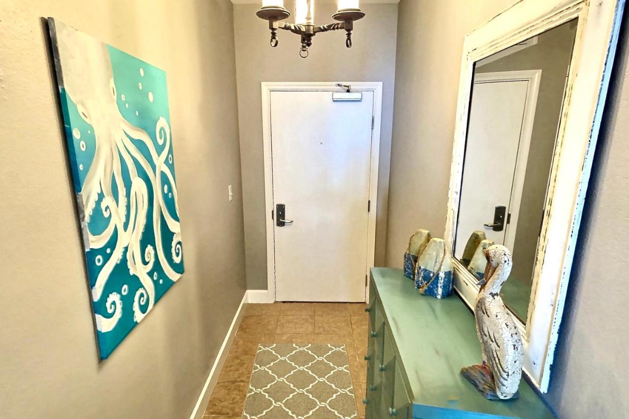Happy Ours 2200 Sq Ft Corner Beachfront Sleeps 12 Panama City Beach Exteriör bild