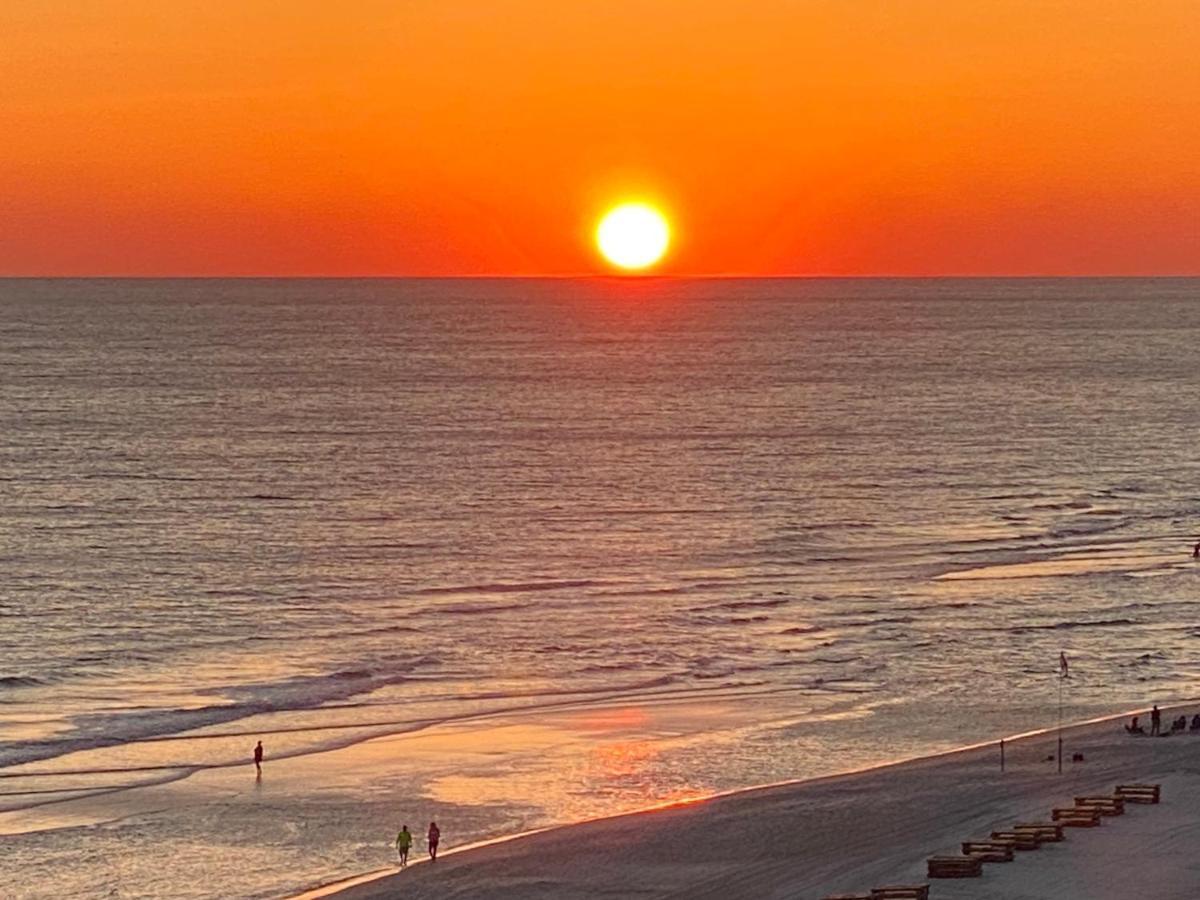 Happy Ours 2200 Sq Ft Corner Beachfront Sleeps 12 Panama City Beach Exteriör bild